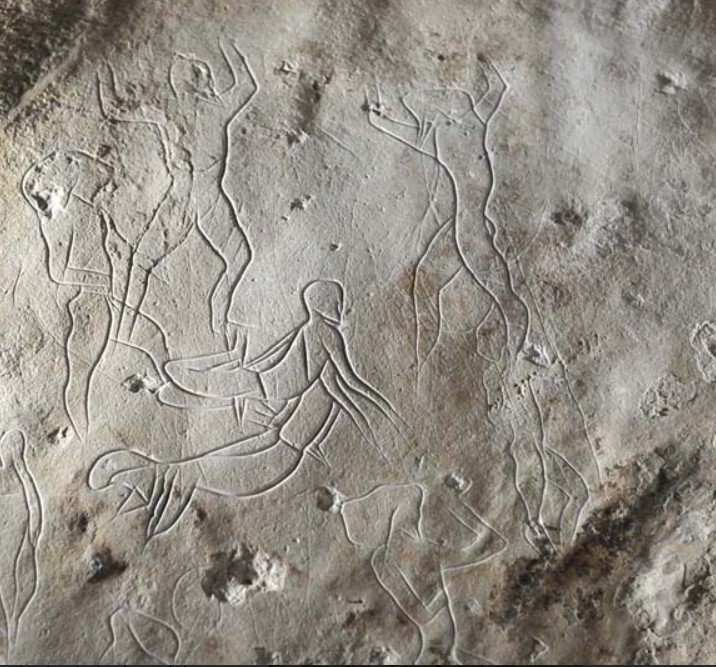 A detail of the Paleolithical engravings show in a cave of Addaura III., Palermo (ph. Vassallo, RM Cuco, 2015).
